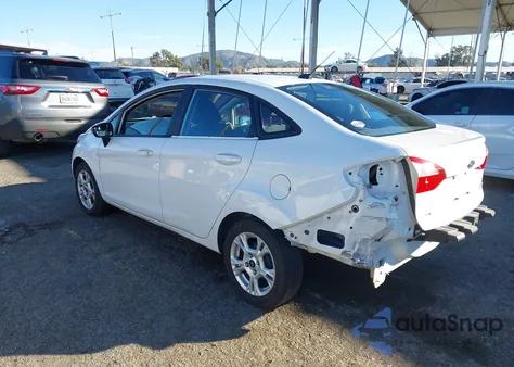 2015 Ford Fiesta Se z USA, uszkodzony, nr VIN 3FADP4BJ4FM190634